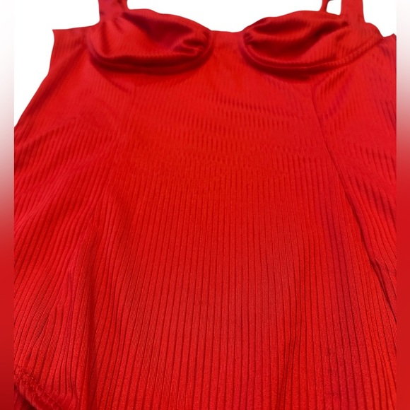 Jun & Ivy Red Bodysuit - Picture 3 of 10